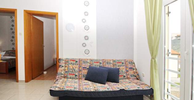 Appartamento Limun 2 - con balcone, a 350 metri dalla spiaggia