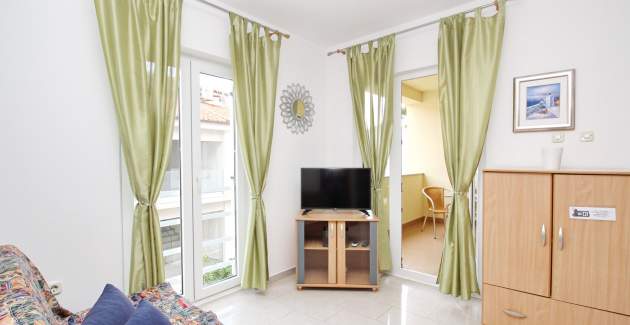 Appartamento Limun 2 - con balcone, a 350 metri dalla spiaggia