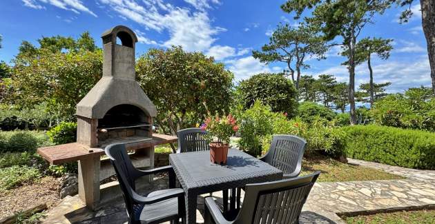 Appartamento Zeljka – 15 m dal mare, vista mare