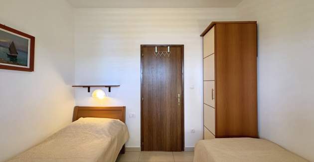 Appartamento Zeljka – 15 m dal mare, vista mare