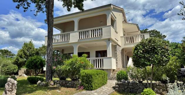 Appartamento Zeljka – 15 m dal mare, vista mare