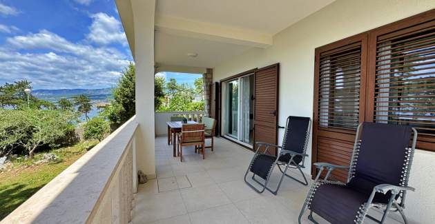 Appartamento Zeljka – 15 m dal mare, vista mare