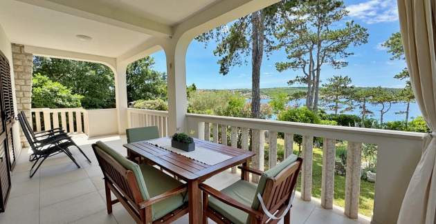 Appartamento Zeljka – 15 m dal mare, vista mare