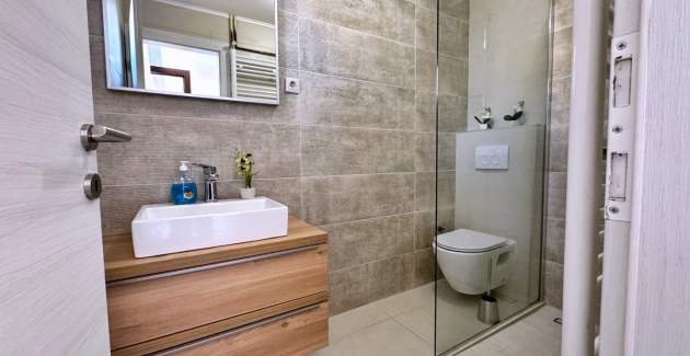 Apartment Katarina 1 – Pet-Friendly, 450 m from Sea