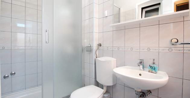 Apartment Lucijana No.1 - with Balcony, 150 m from the Beach