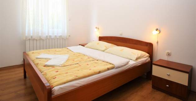 Apartment Lucijana No.1 - with Balcony, 150 m from the Beach