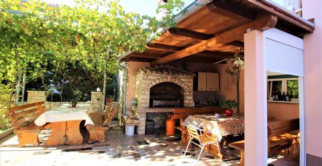 Apartment Lucijana No.1 - with Balcony, 150 m from the Beach