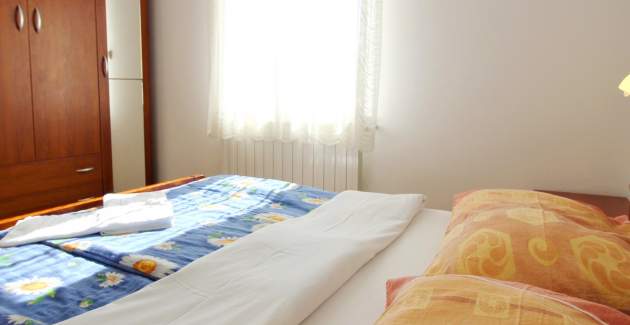 Apartment Lucijana No.1 - with Balcony, 150 m from the Beach