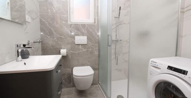 Apartment Lucijana No.3 - with Balcony, 150 m from the Beach