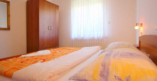 Apartment Lucijana No.3 - with Balcony, 150 m from the Beach