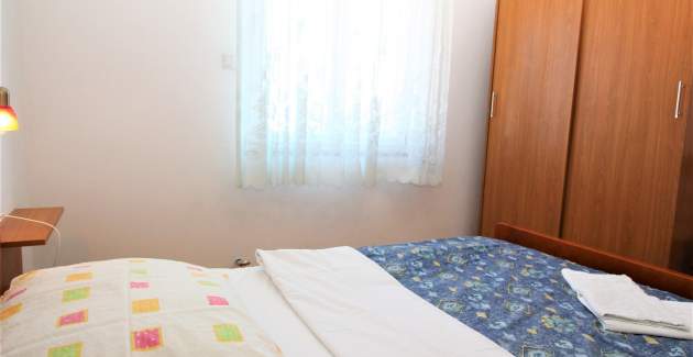 Apartment Lucijana No.5 - with Balcony, 150 m from the Beach