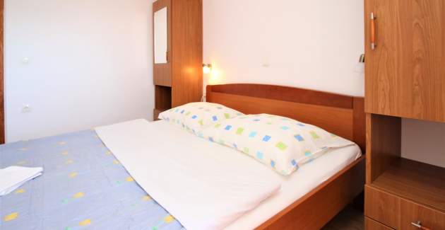 Appartamento Lucijana n. 8 – con balcone, a 150 m dalla spiaggiah