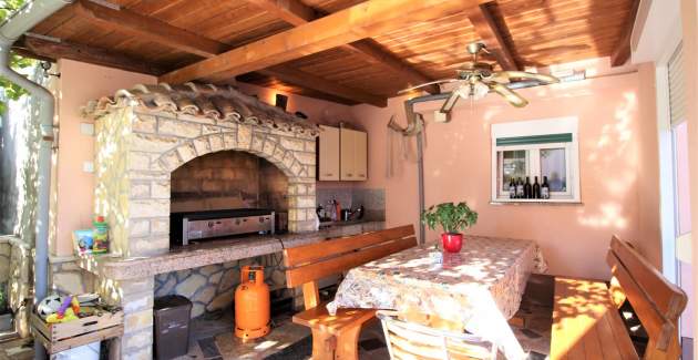 Appartamento Lucijana n. 8 – con balcone, a 150 m dalla spiaggiah