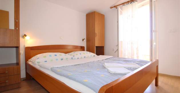 Appartamento Lucijana n. 8 – con balcone, a 150 m dalla spiaggiah