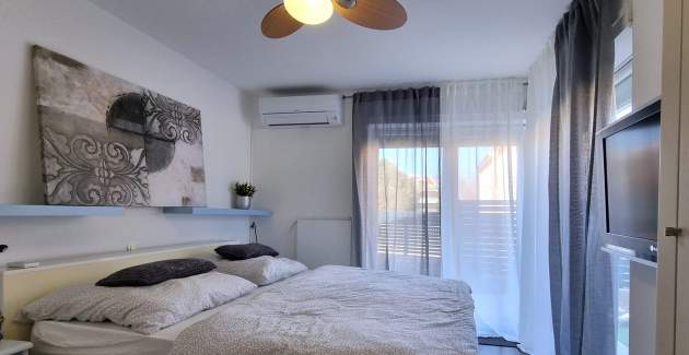 Apartment Osmanovic A6 - with private Garden