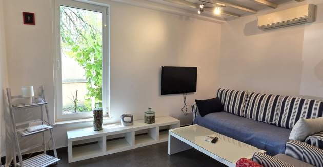 Holiday House Hlad – Near Center, with Private Yard