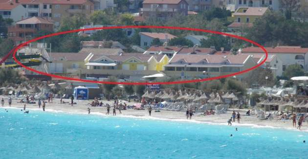 Apartment Pintar Beach - with Sea View, near the Beach