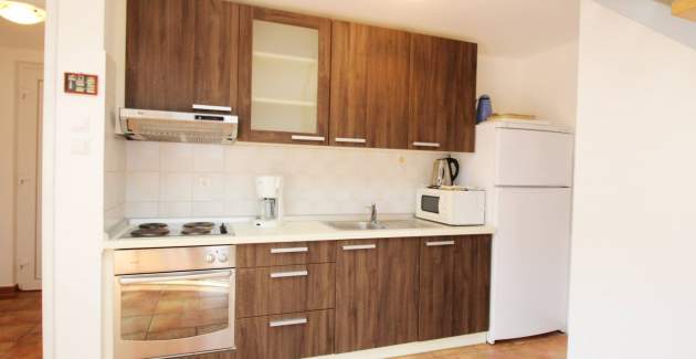 Apartment Pintar Beach - with Sea View, near the Beach