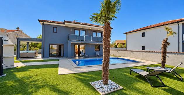 Villa Kockar with Pool