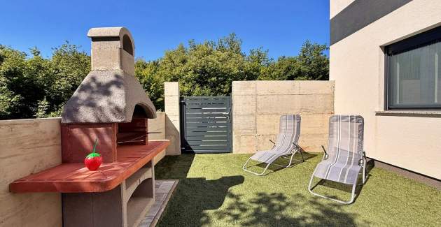 Apartment Lavanda Verde 2 — with Pool