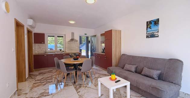 Apartment Lavanda Verde 2 — with Pool