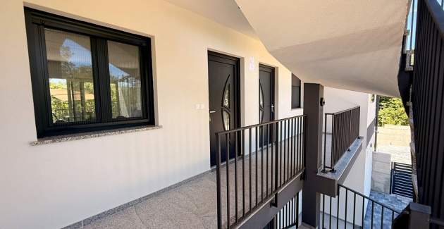 Apartment Lavanda Verde 2 — with Pool