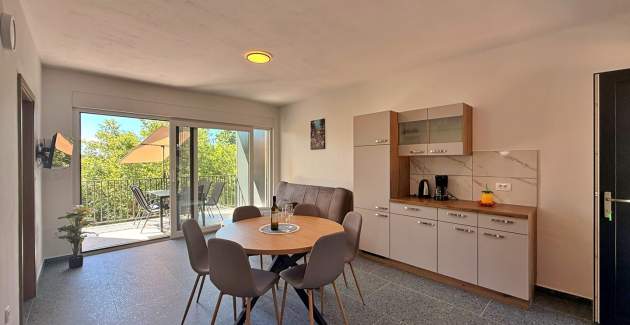 Apartment Lavanda Verde 3 — with Pool