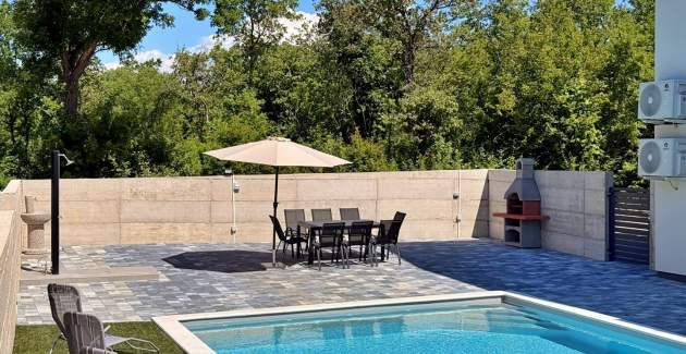 Apartment Lavanda Verde 5 — with Pool