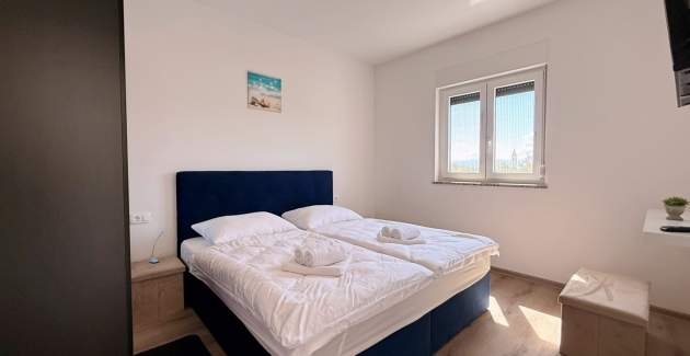 Apartment Lavanda Verde 5 — with Pool