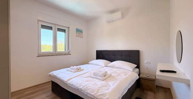 Apartment Lavanda Verde 6 — with Pool