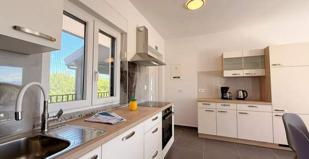 Apartment Lavanda Verde 6 — with Pool
