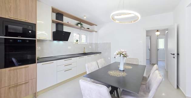 Appartamento Gabrijela per 4 persone – con terrazza, a 450 m dalla spiaggia