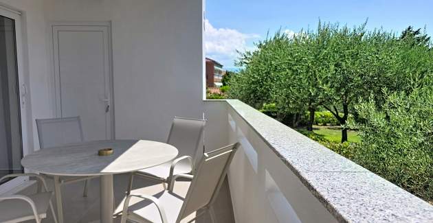 Appartamento Gabrijela per 4 persone – con terrazza, a 450 m dalla spiaggia