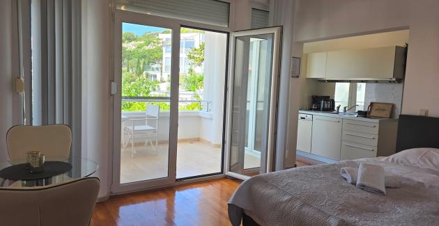 Studio Apartment No. 4 Heaven – adults only
