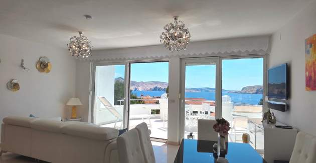 Apartment No. 6 Ecstasy – adults only