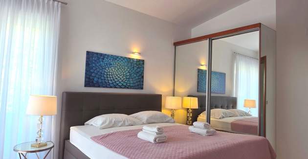 Apartment No. 6 Ecstasy – adults only
