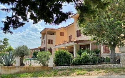 Apartments Branka & Rebeka