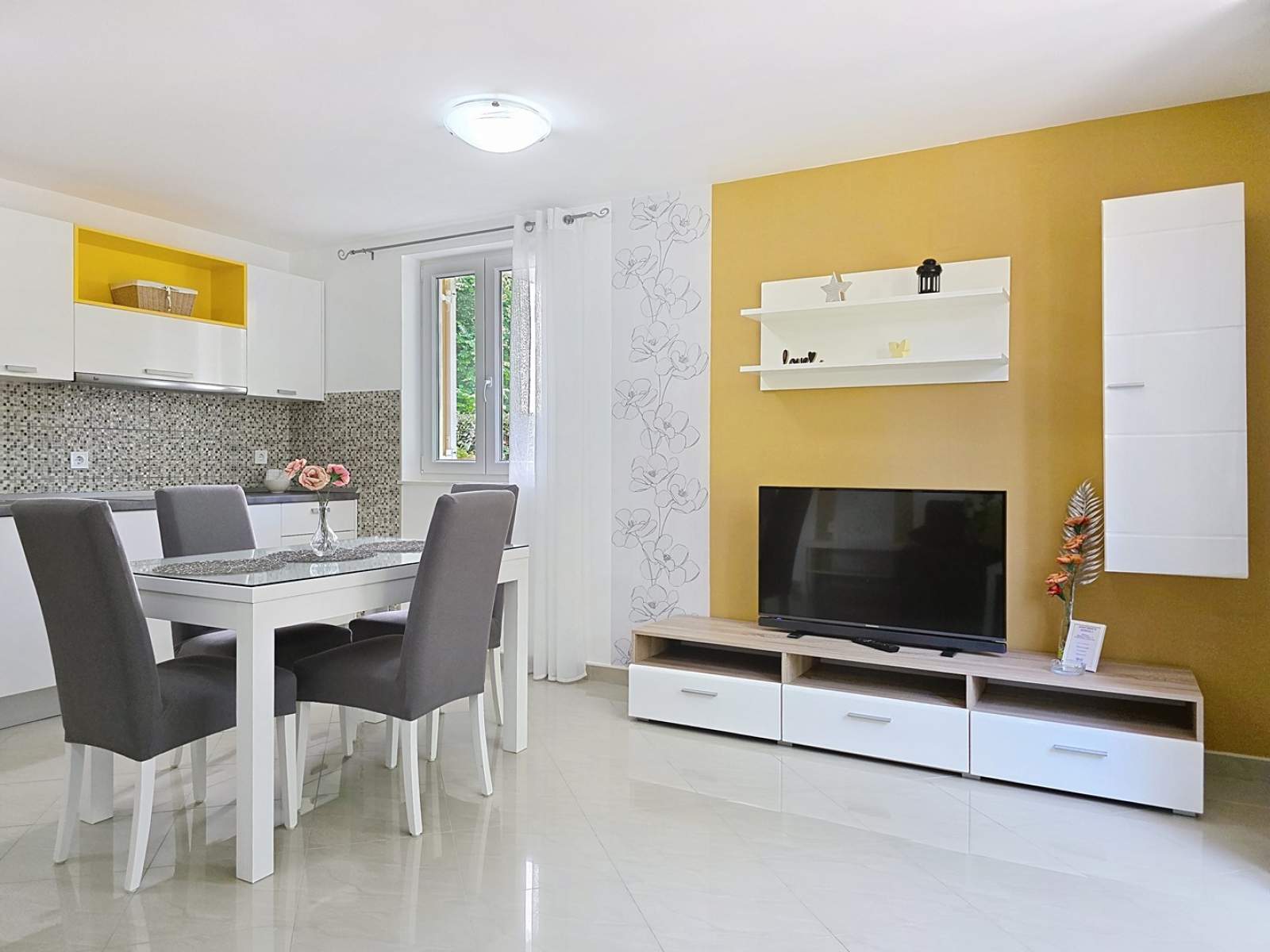 Apartment Gorica 2 No.3 - with Terrace and Pool