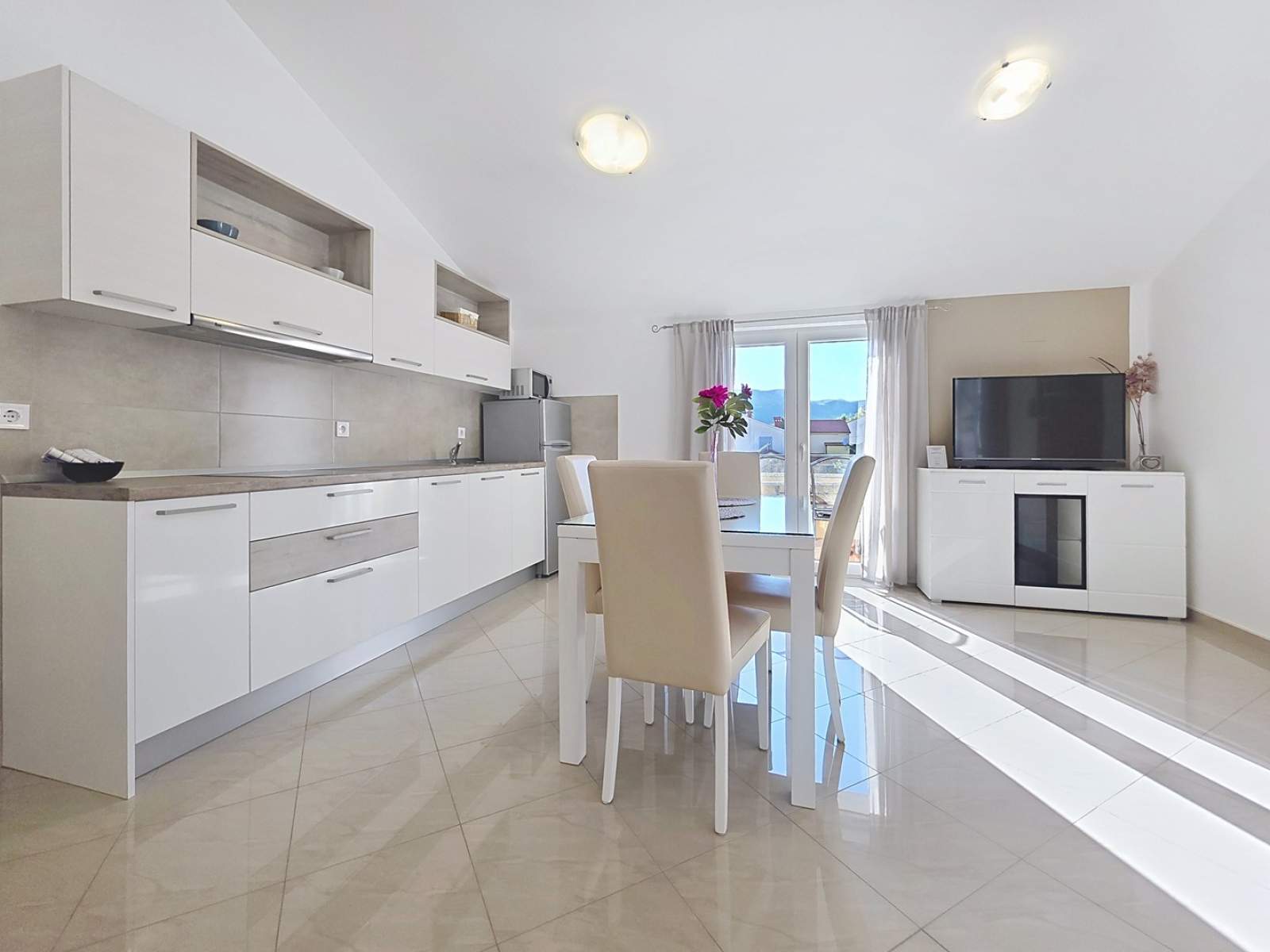Appartamento Gorica 2 n.8 – con balcone e piscina