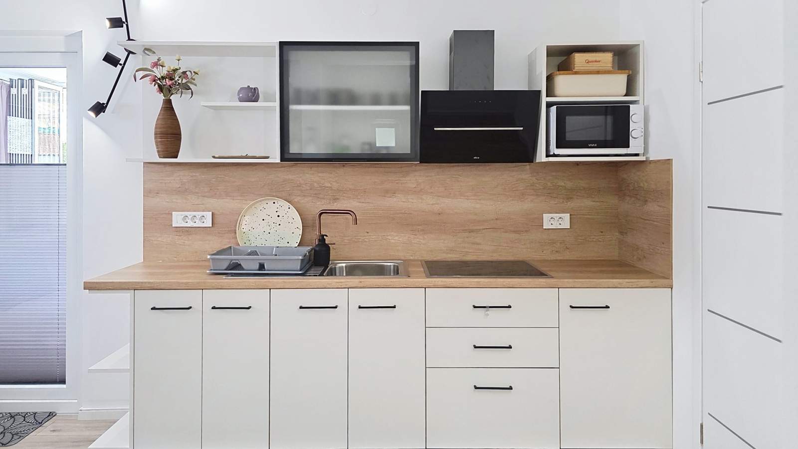 Apartman Karamarko – s velikim balkonom
