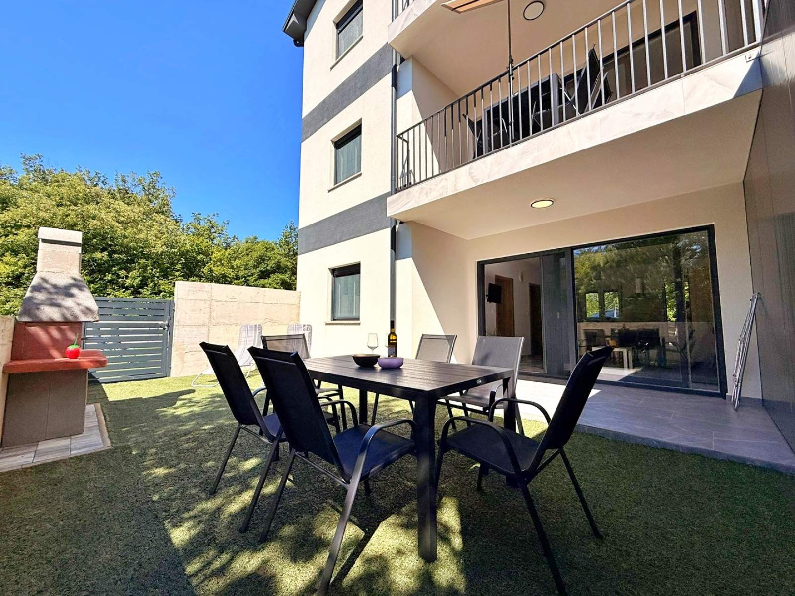 Apartment Lavanda Verde 2 — with Pool