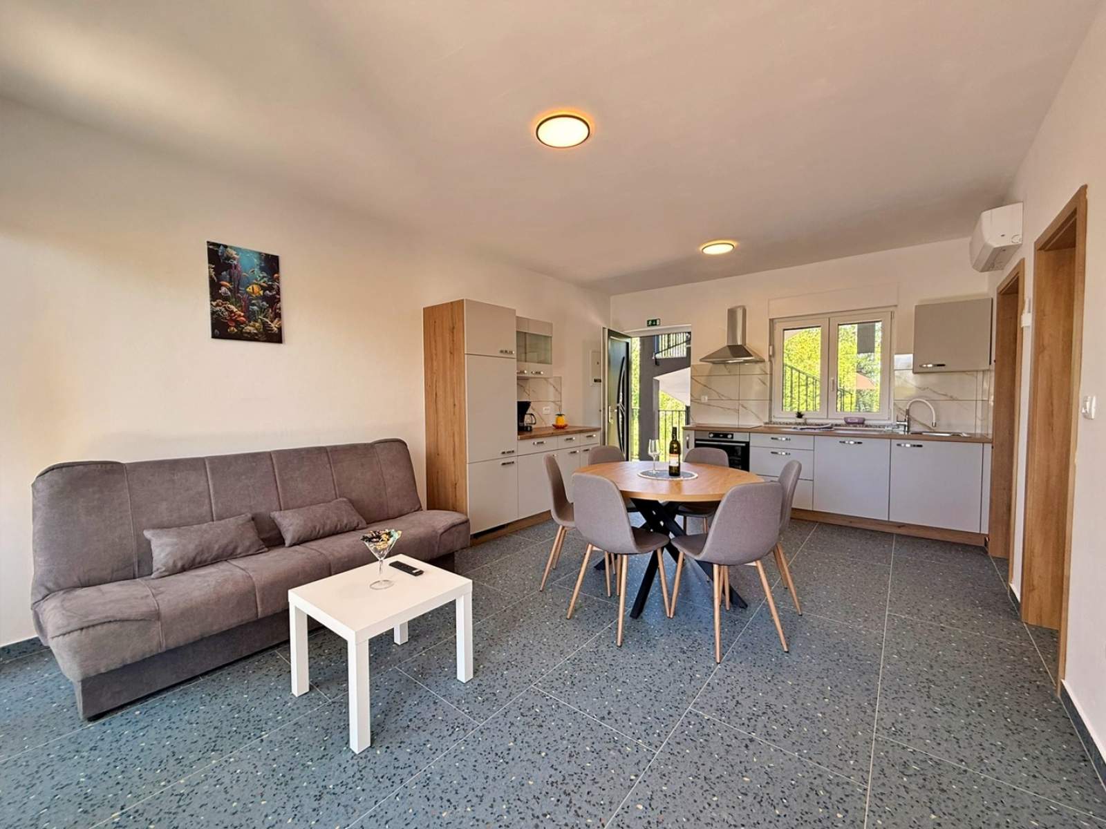 Apartment Lavanda Verde 3 — with Pool