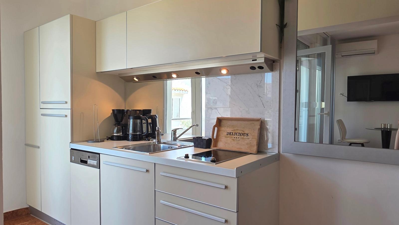 Studio Apartment No. 4 Heaven – adults only