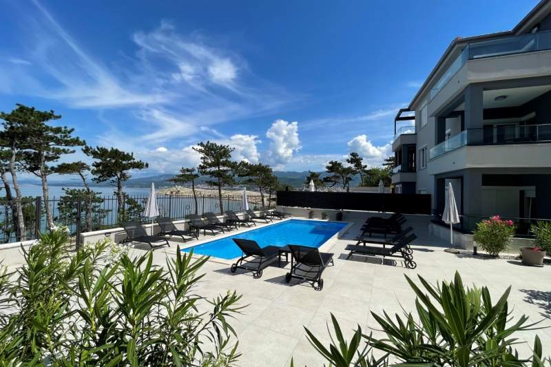 Luxury Apartments Punta Silo with Pool